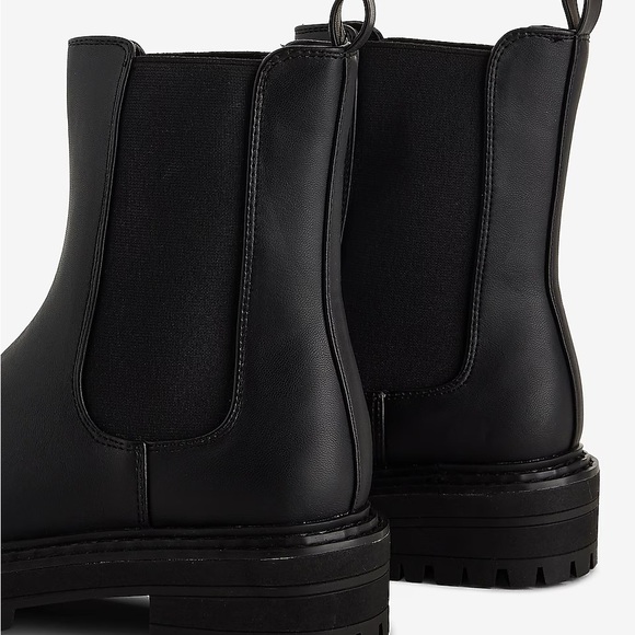 NWT EXPRESS Gore Lug Sole Ankle Boots - Picture 4 of 4